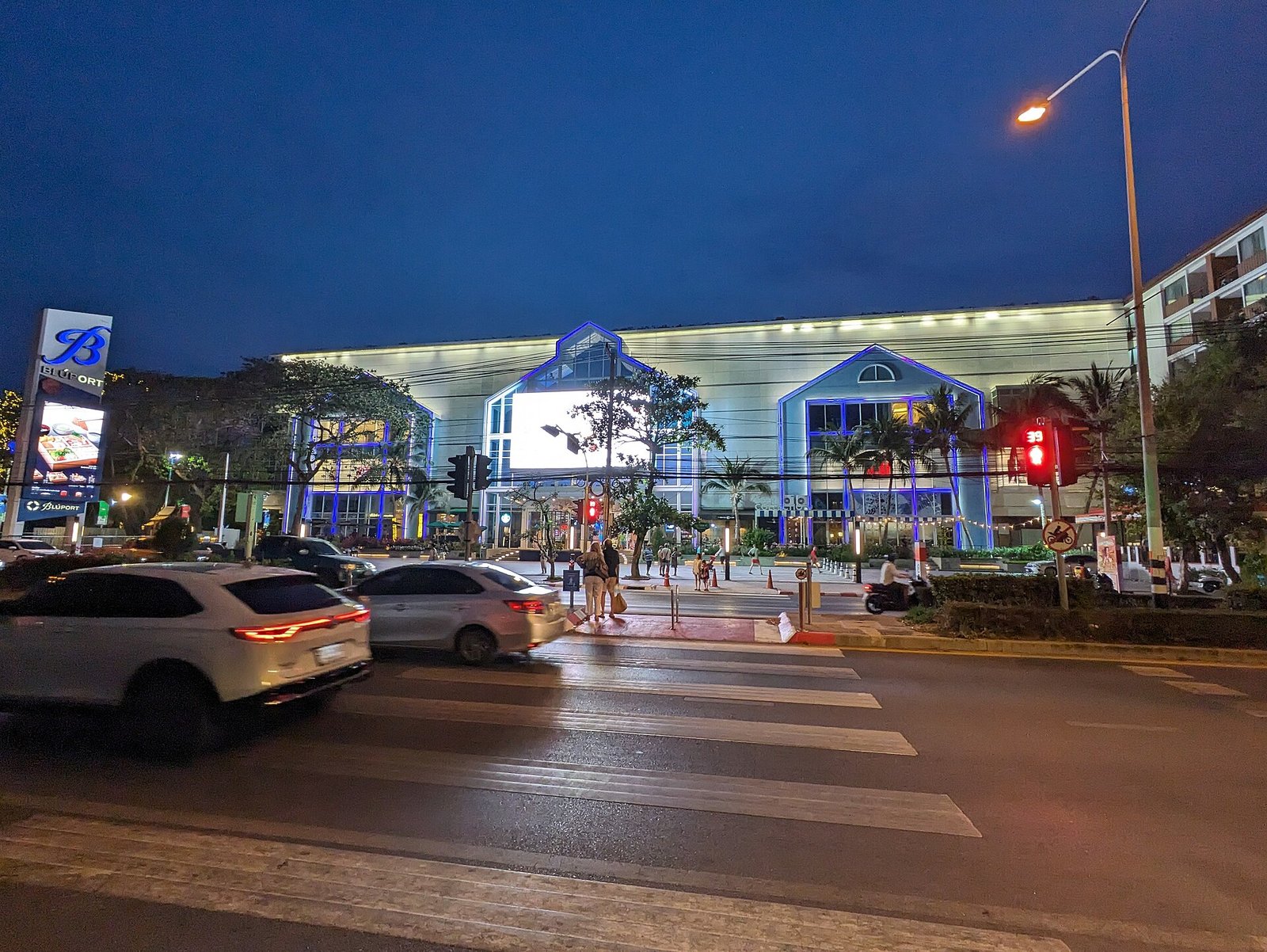 BluPort Resort Mall Hua Hin