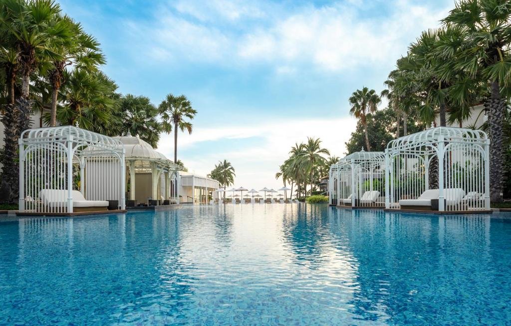 InterContinental Hua Hin pool