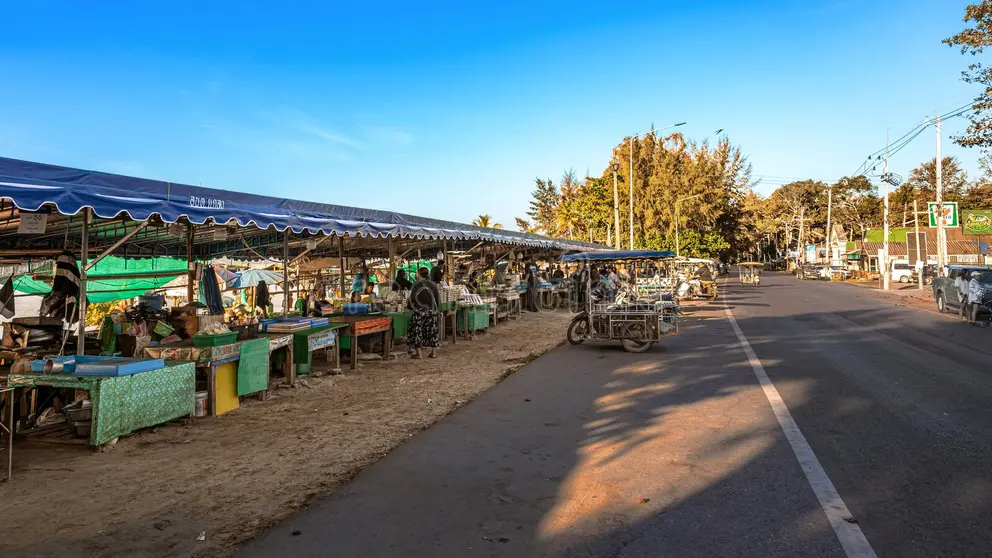 Suan Son Loi Market Hua Hin