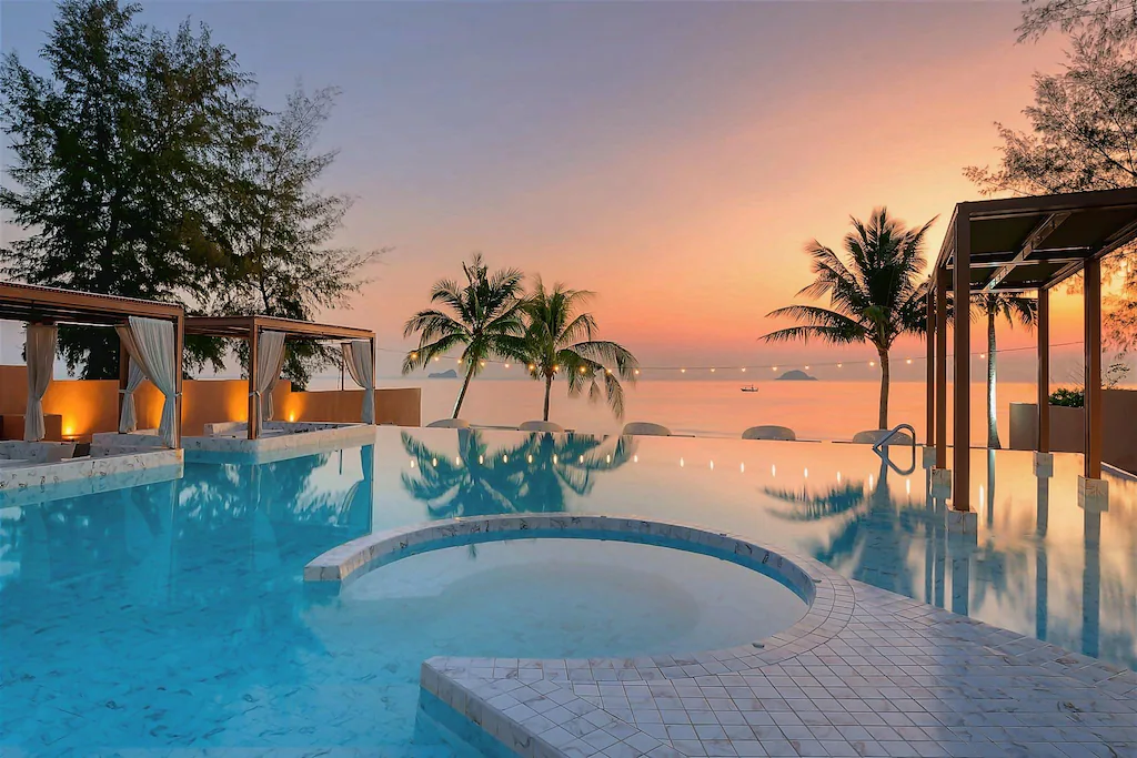 Best Western Plus Carapace Hotel Hua Hin — swimming pool